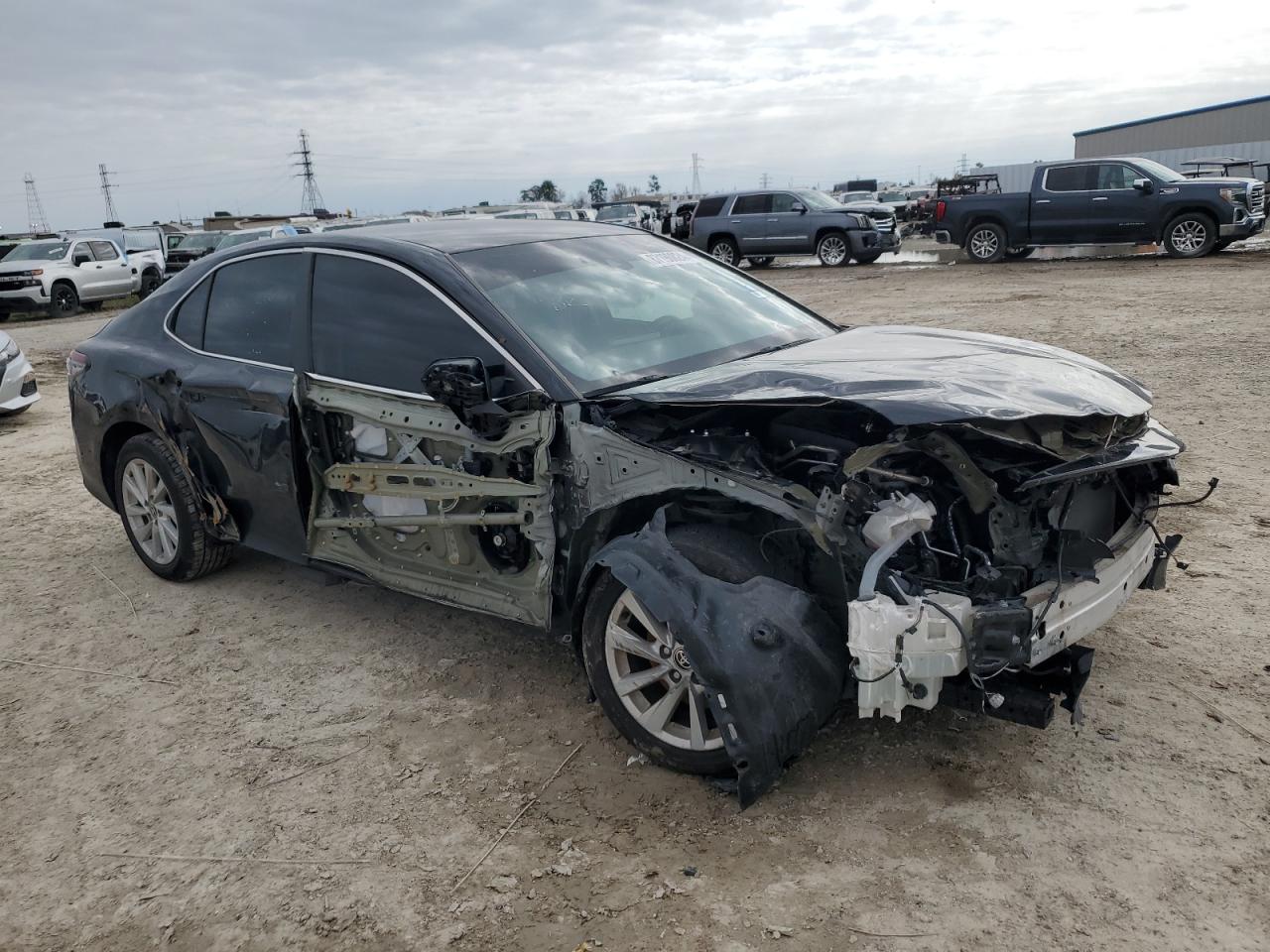 2022 TOYOTA CAMRY LE VIN:4T1C11AK5NU669781