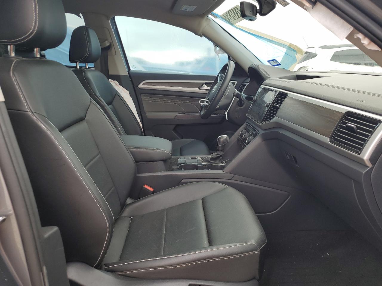 2022 VOLKSWAGEN ATLAS SE VIN:1V2JR2CA7NC560340