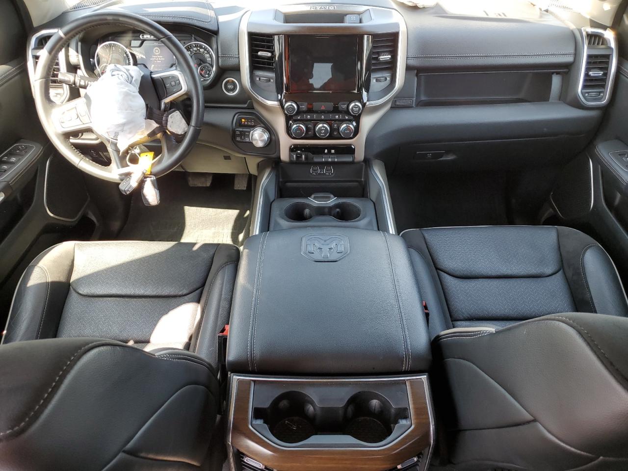 2022 RAM 1500 LARAMIE VIN:1C6SRFJT5NN363762