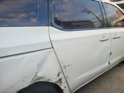 2016 Kia Carnival KNAME81ABHS308120 VIN:KNAME81ABHS308120