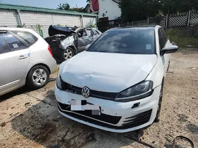 2016 Volkswagen Golf VIN: