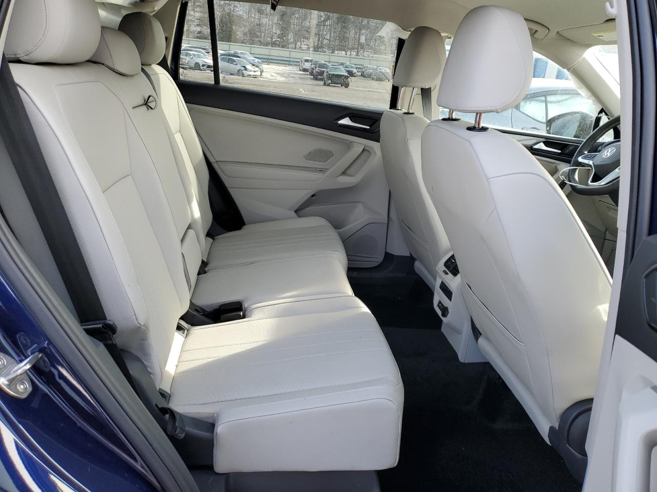 2024 VOLKSWAGEN TIGUAN SE VIN:3VV2B7AX8RM050700