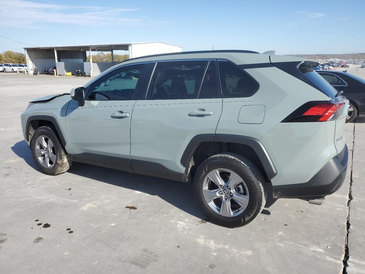 2022 TOYOTA RAV4 XLE VIN:2T3W1RFV1NW188576