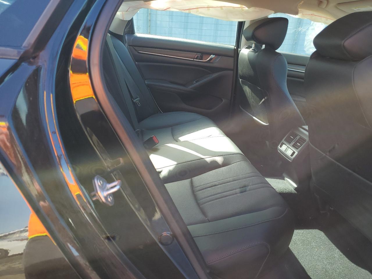 2022 HONDA ACCORD HYBRID EXL VIN:1HGCV3F5XNA028636
