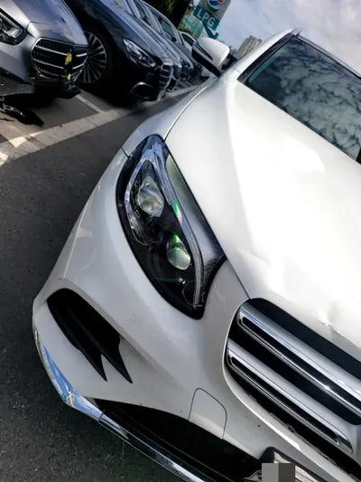 2019 Mercedes-Benz GLC 300 VIN: