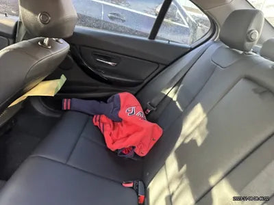 2016 BMW 320 WBA8C5107GK636349 VIN:WBA8C5107GK636349