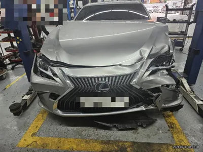 2019 Lexus ES 300 VIN: