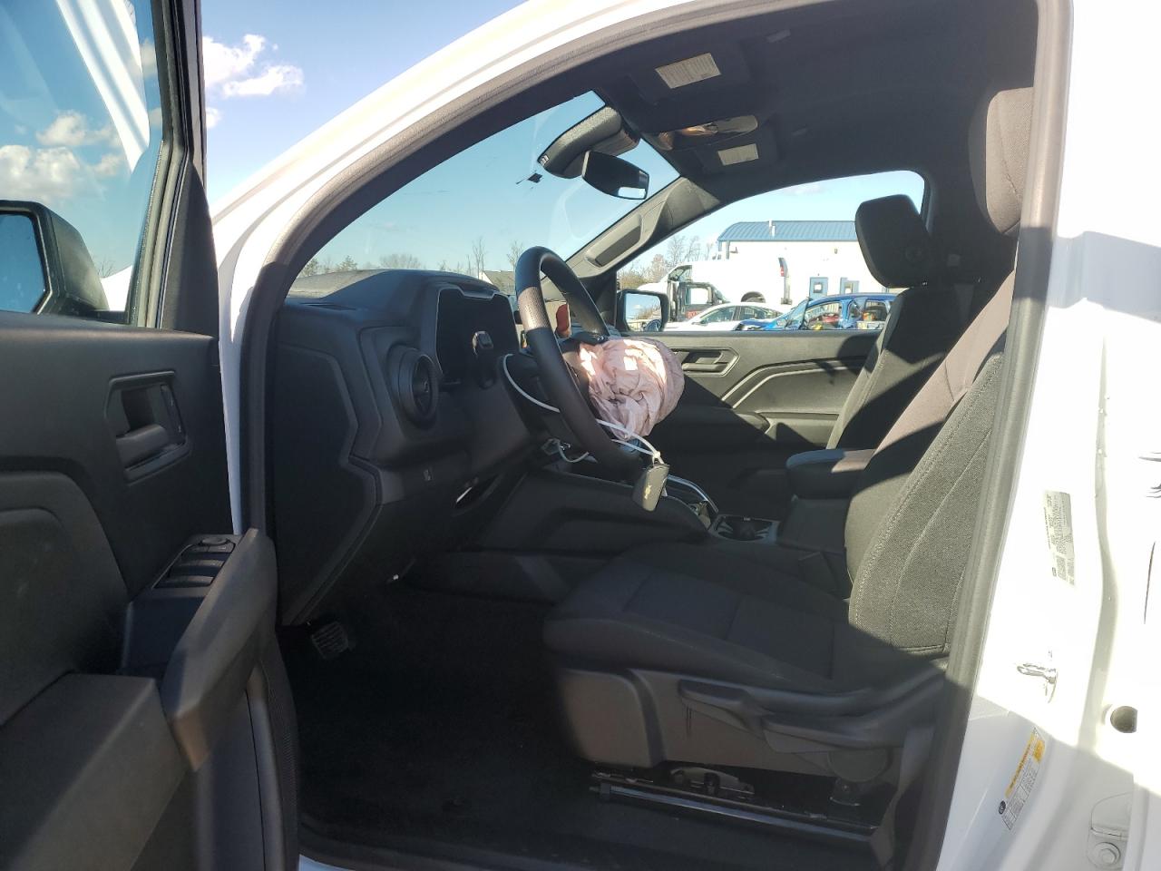 2024 CHEVROLET COLORADO  VIN:1GCGTBEC2R1104825