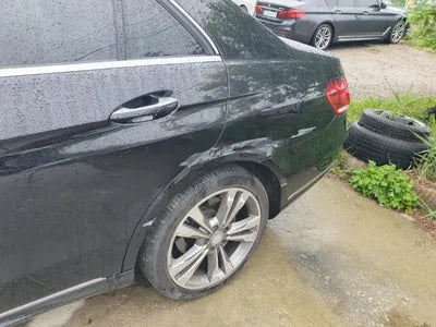 2015 Mercedes-Benz E 300 VIN: