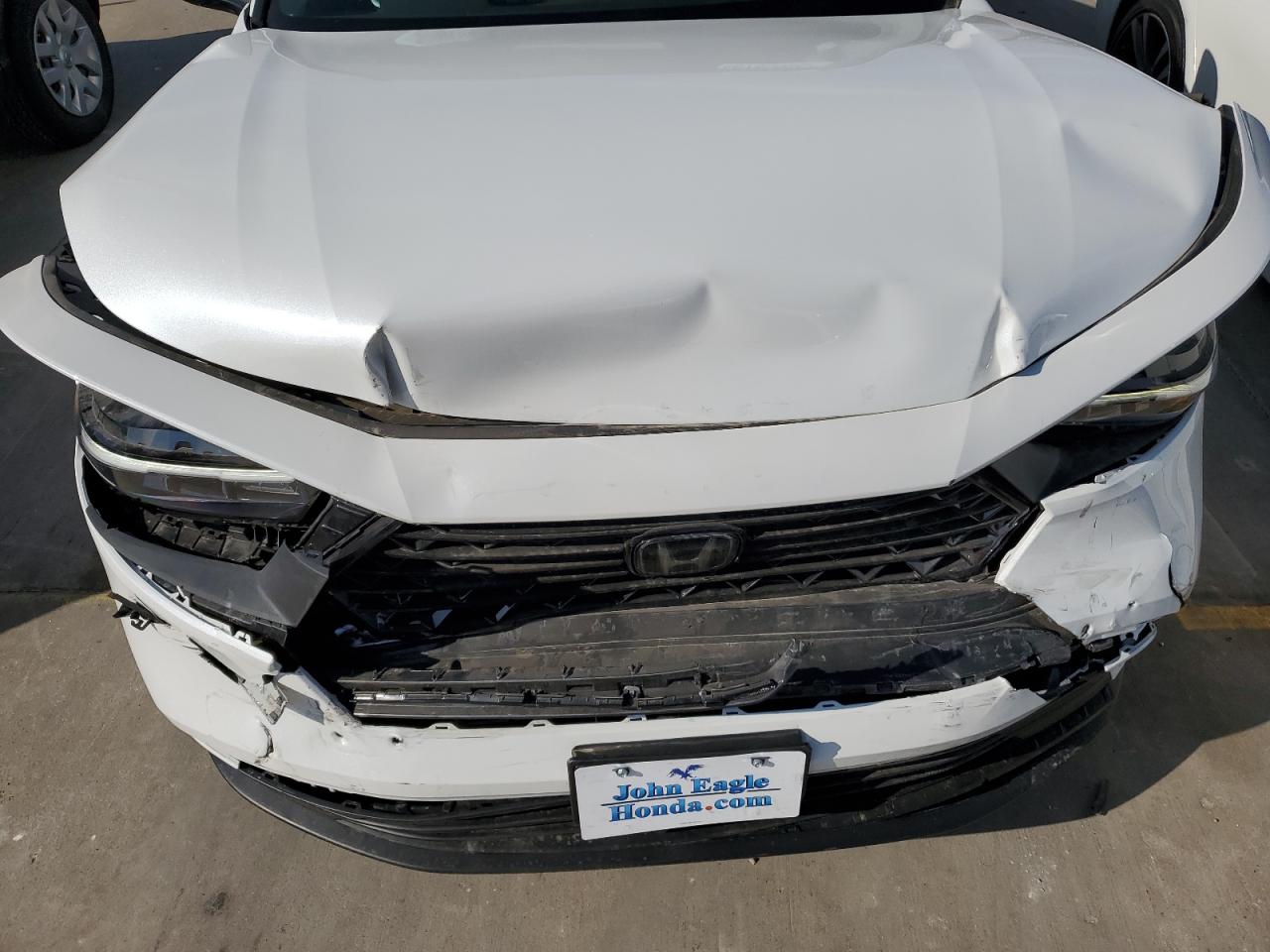2024 HONDA ACCORD EX VIN:1HGCY1F32RA023527