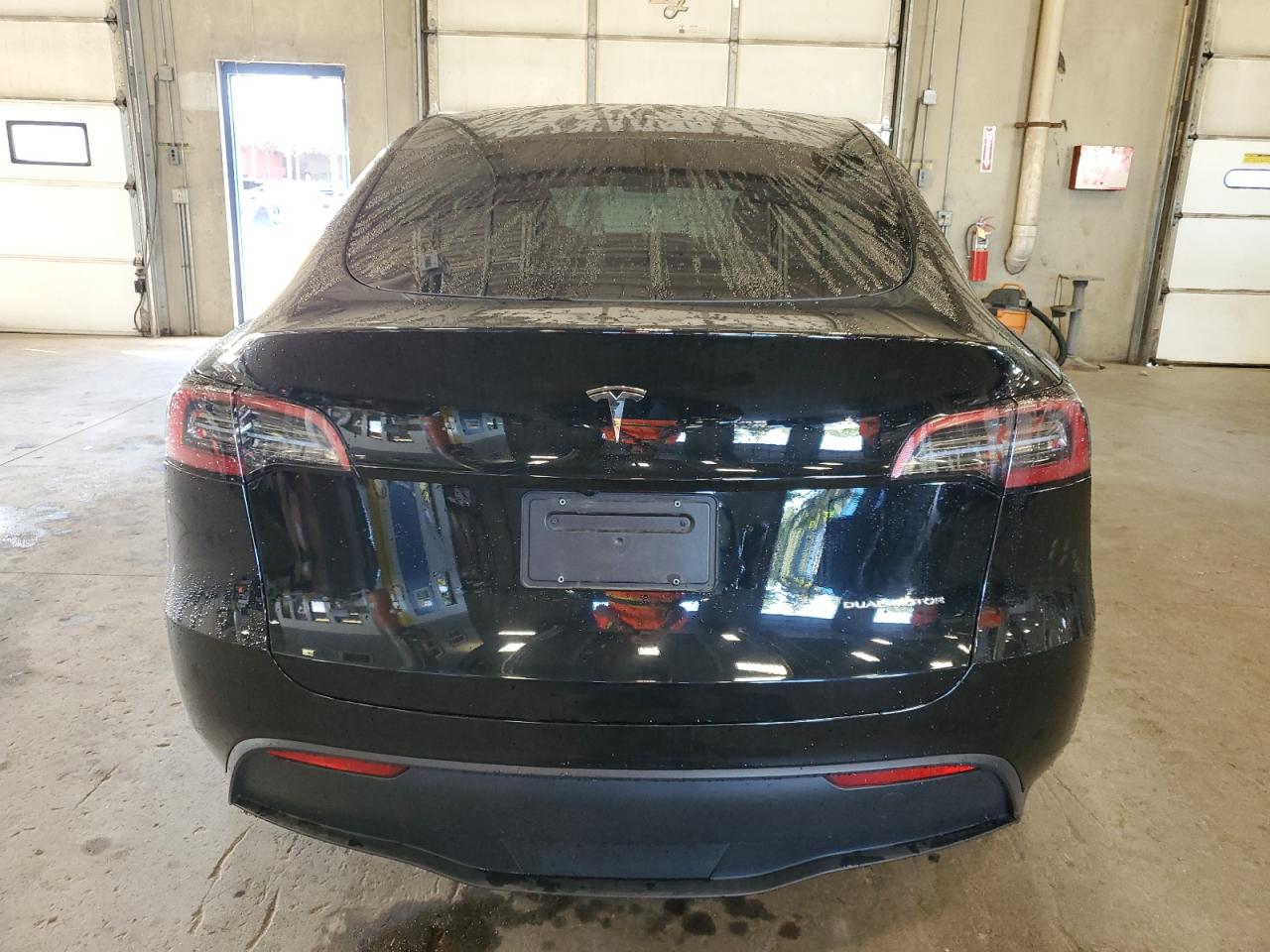 2023 TESLA MODEL Y  VIN:7SAYGAEE0PF907838