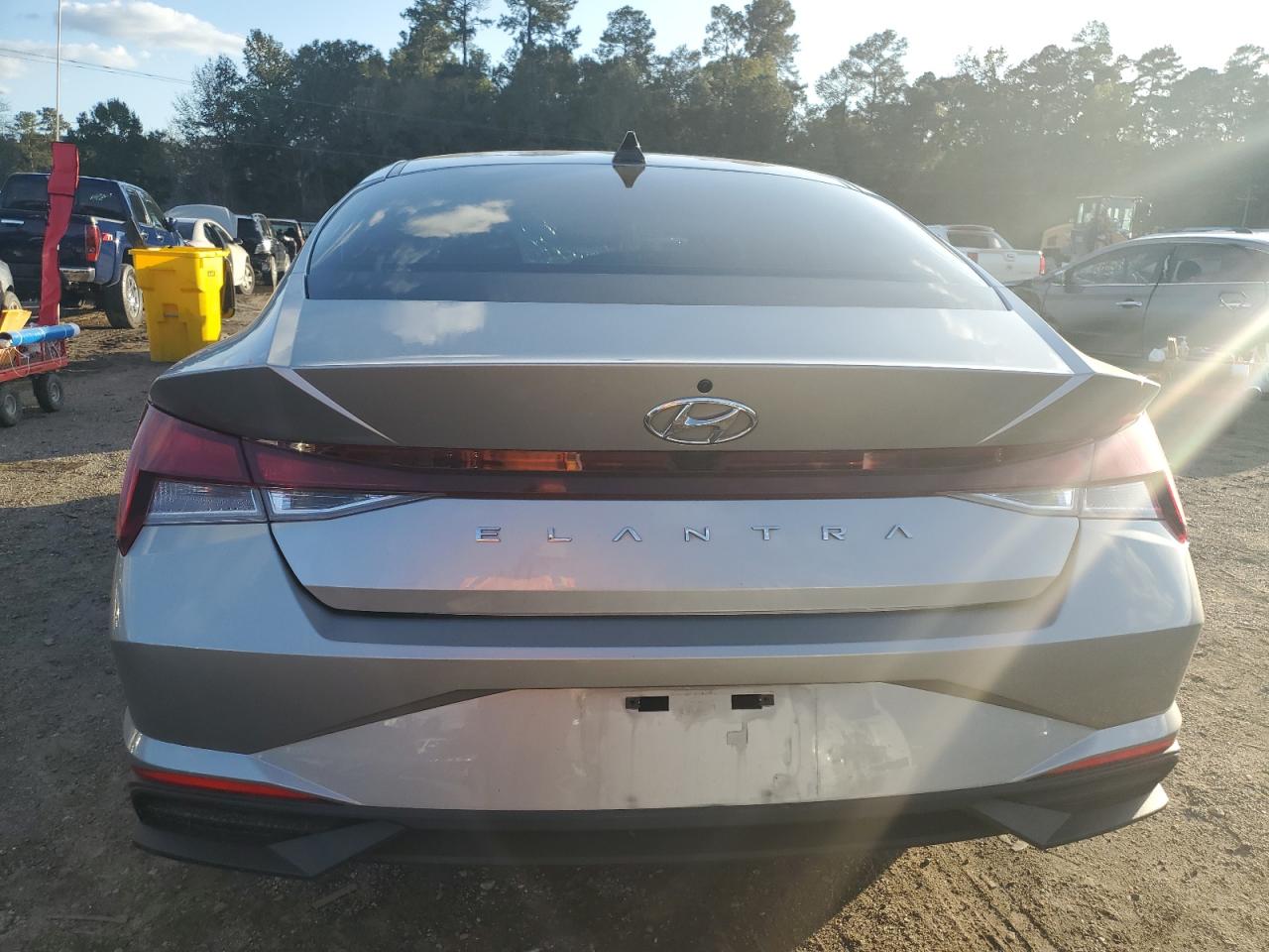 2023 HYUNDAI ELANTRA SEL VIN:5NPLS4AG2PH090131