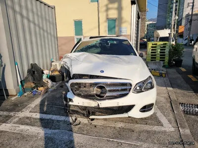 2015 Mercedes-Benz E 220 WDDHF0AB9FB129441 VIN:WDDHF0AB9FB129441