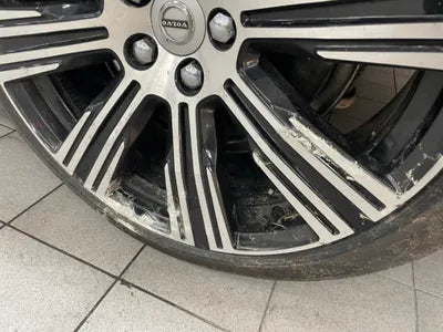 2020 Volvo S90 VIN: