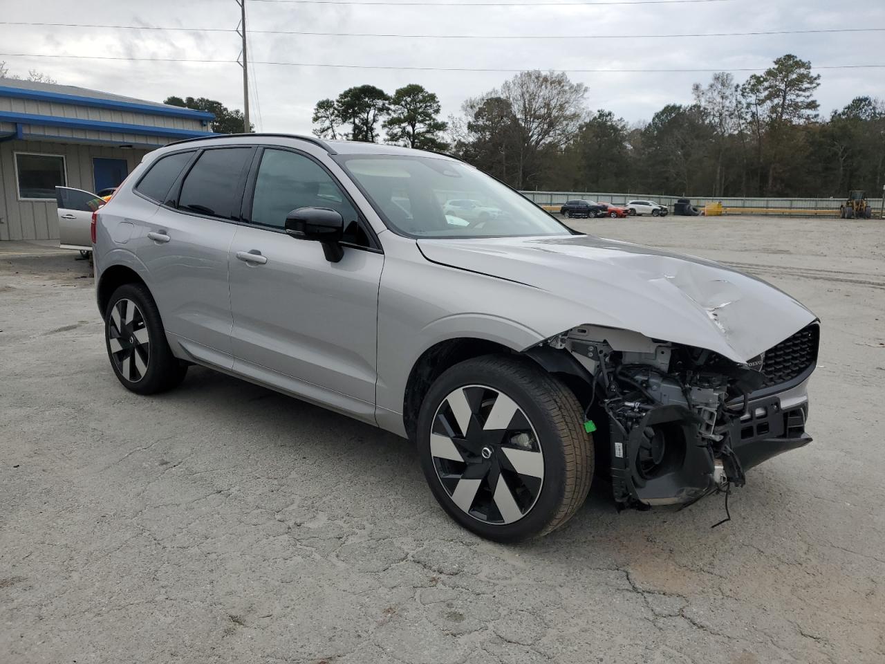 2024 VOLVO XC60 PLUS VIN:YV4H60DL6R1744521