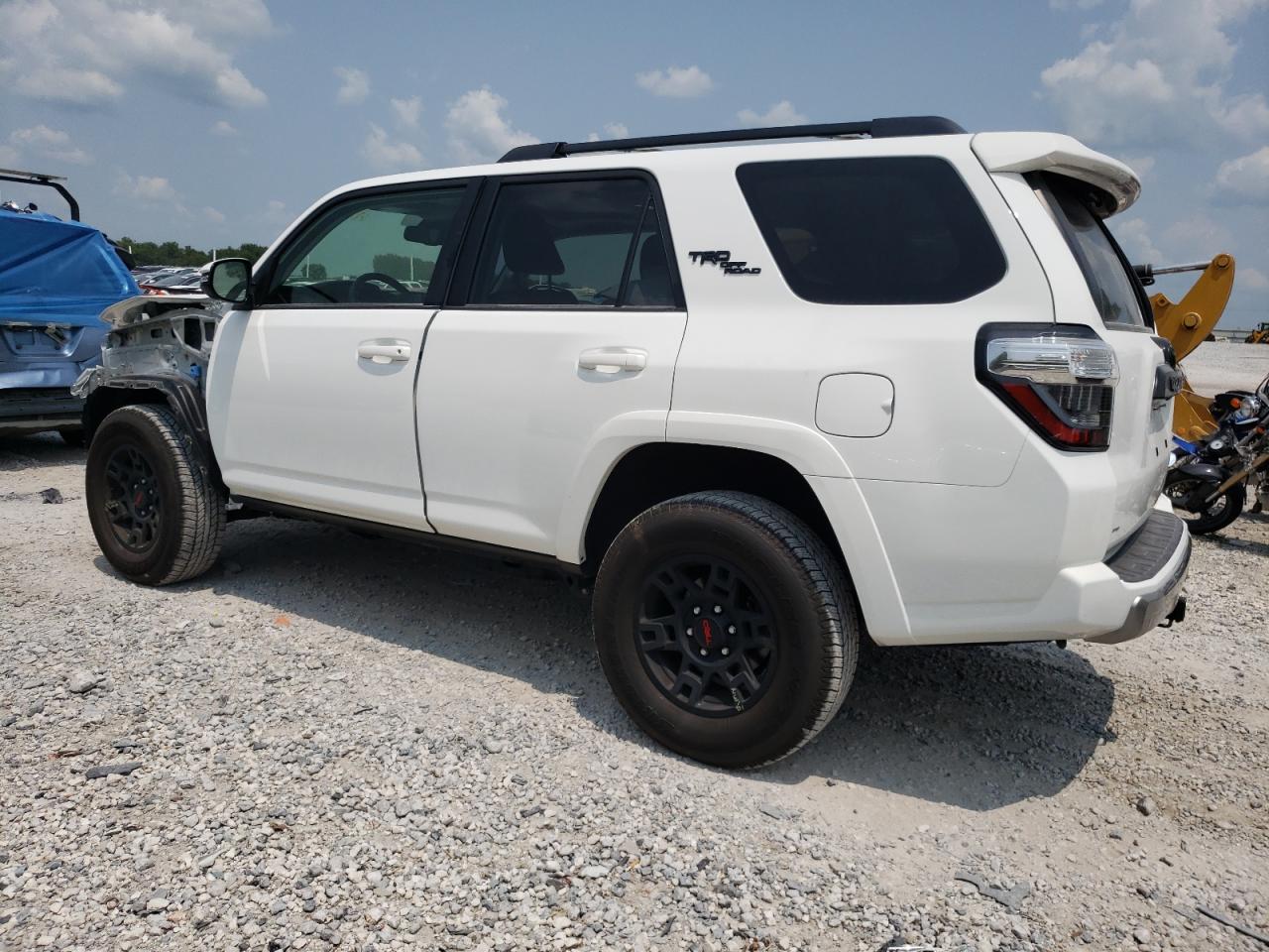 2023 TOYOTA 4RUNNER SE VIN:JTERU5JR4P6185131