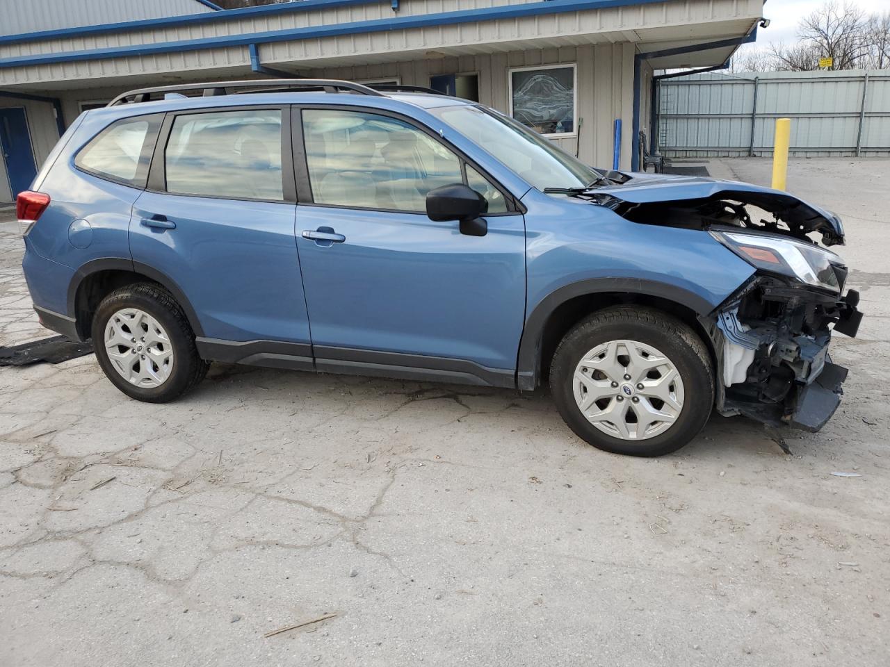 2022 SUBARU FORESTER  VIN:JF2SKACC6NH496074