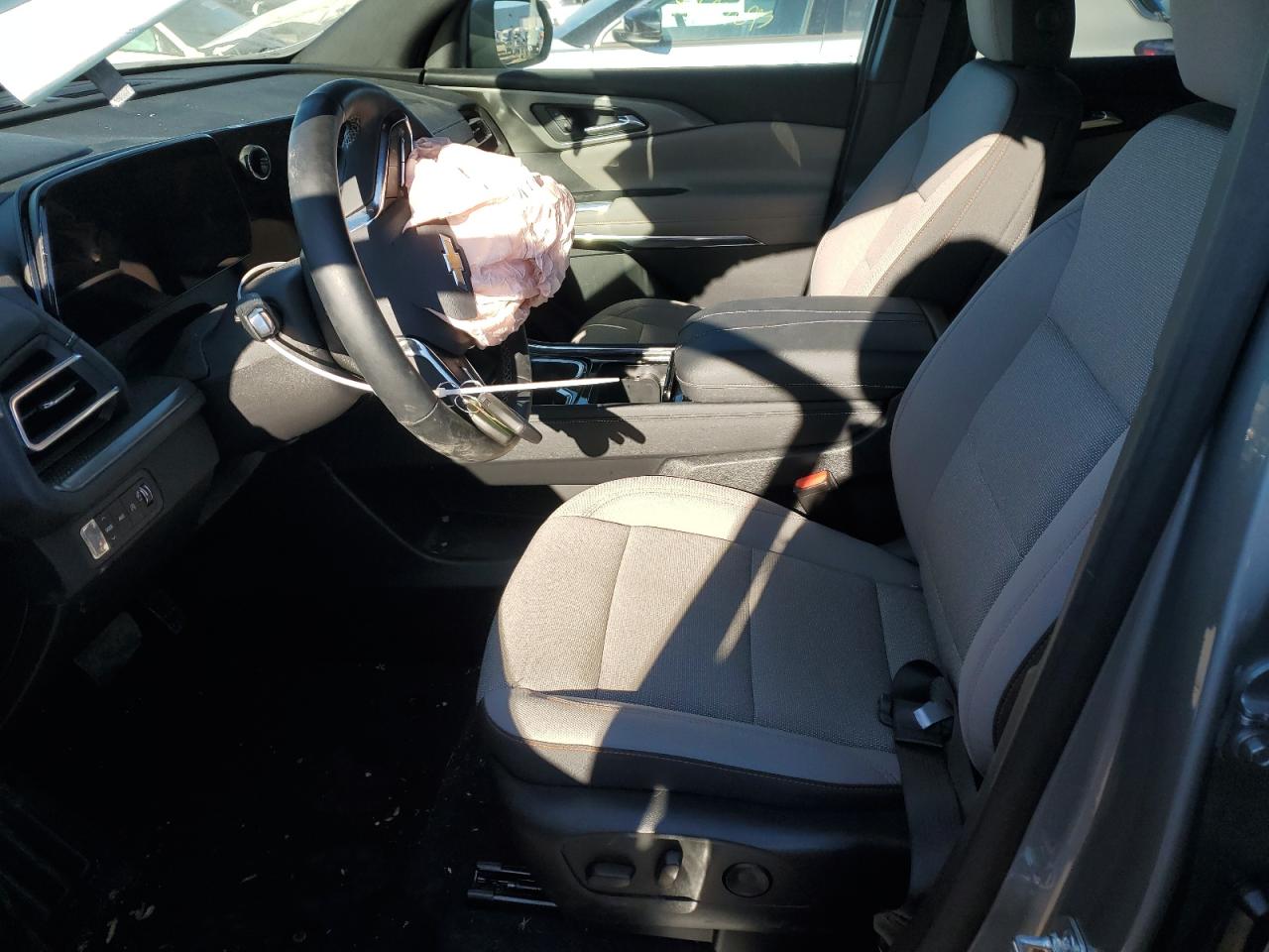 2024 CHEVROLET TRAVERSE LT VIN:1GNEVGKS7RJ194569