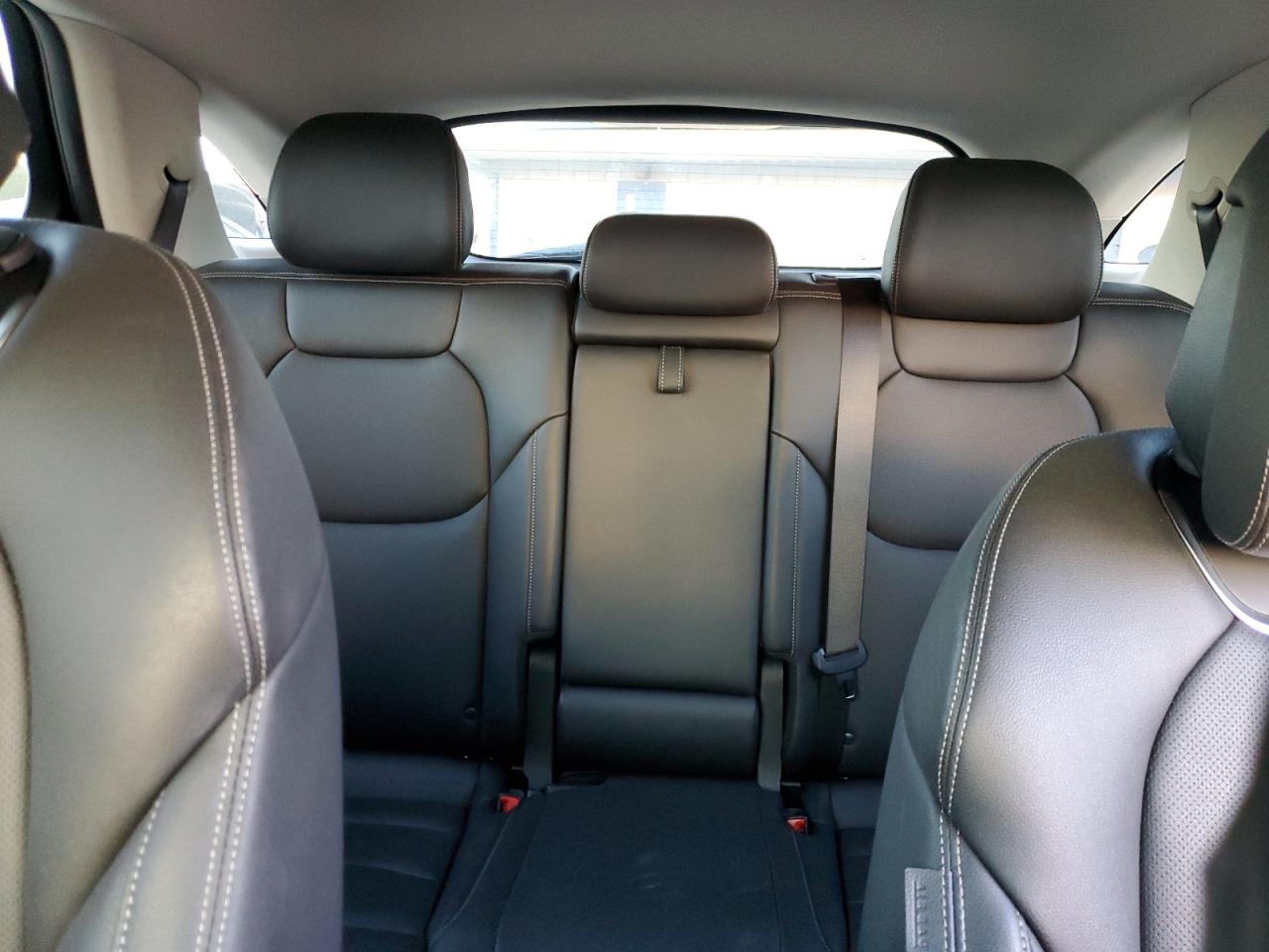 2022 GENESIS GV70 BASE VIN:KMUMADTB7NU024005