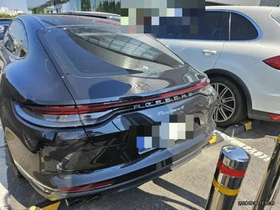 2023 Porsche Panamera VIN: