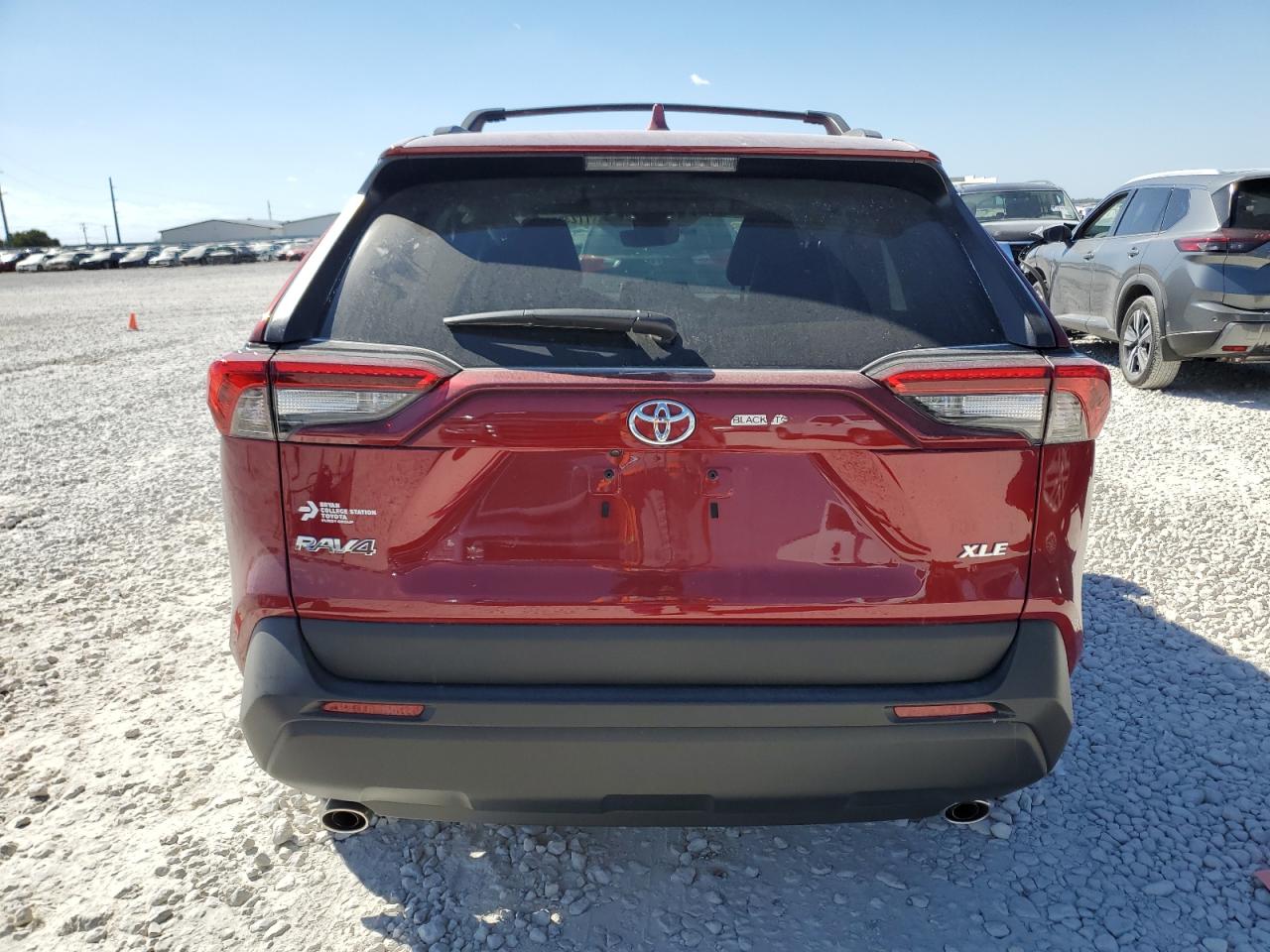 2023 TOYOTA RAV4 XLE PREMIUM VIN:2T3C1RFV4PW298771