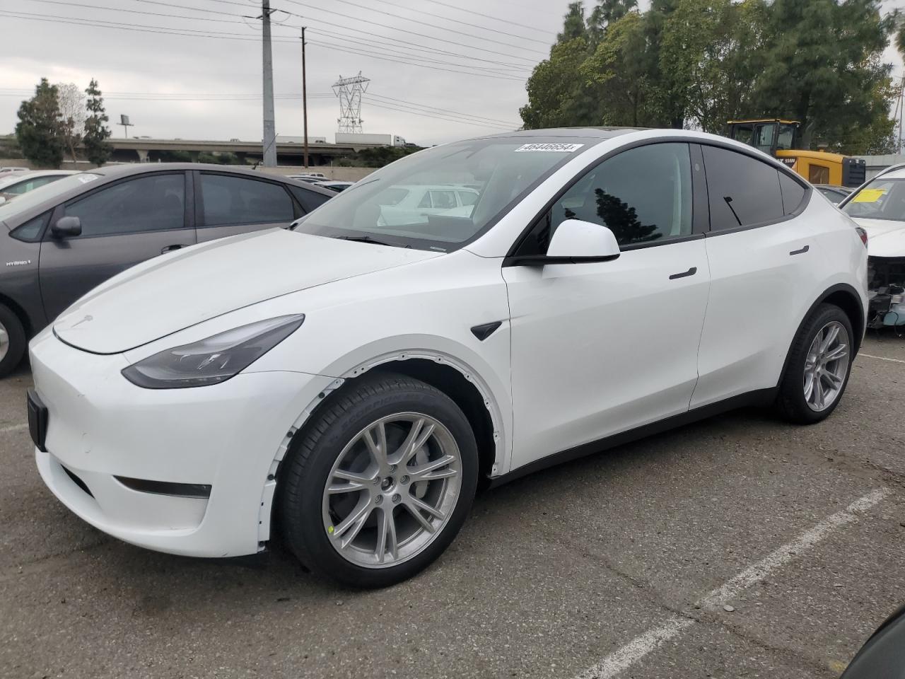 2023 TESLA MODEL Y  VIN:7SAYGDEE2PA180412