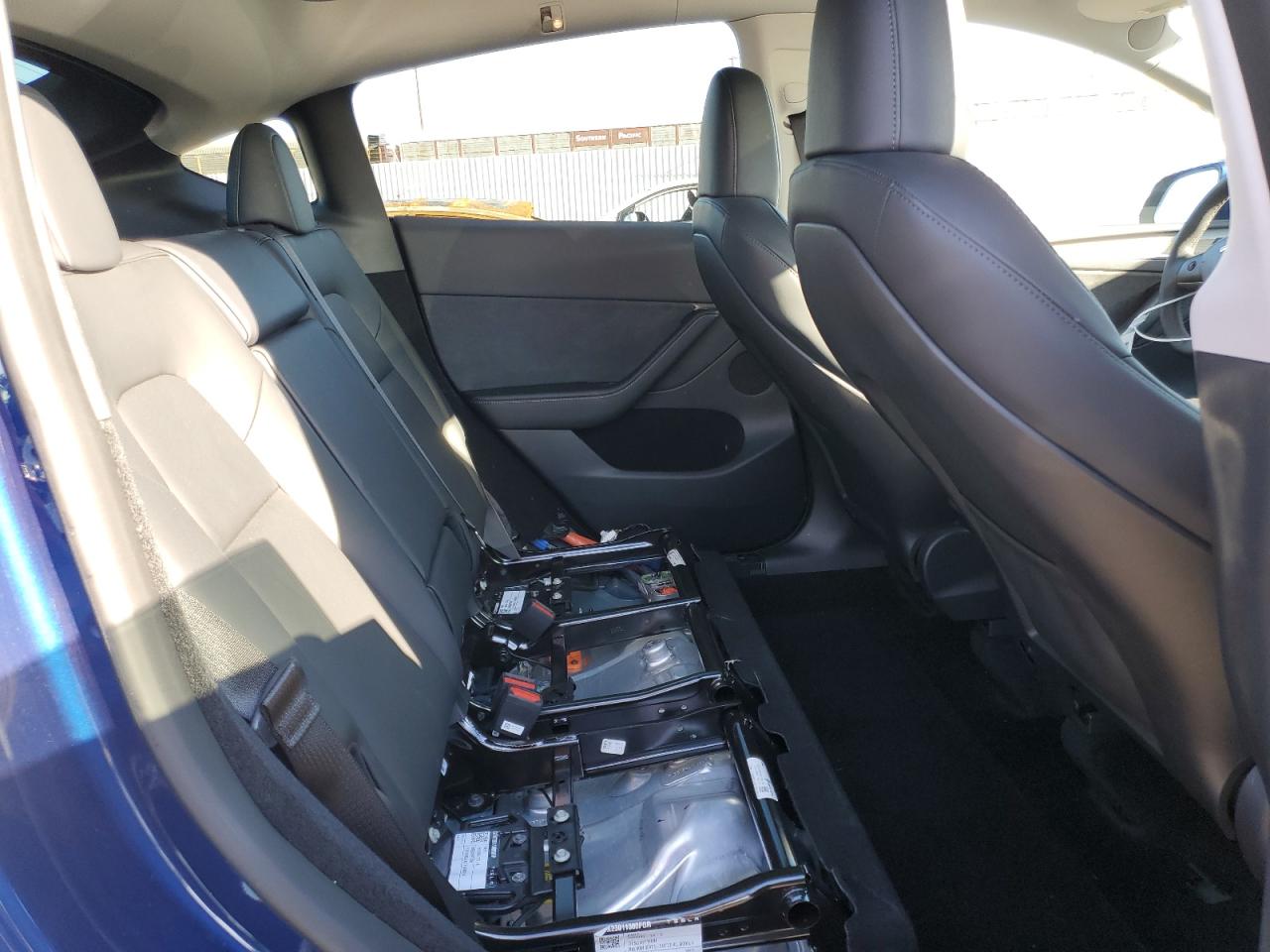 2023 TESLA MODEL Y  VIN:7SAYGDEEXPA057571
