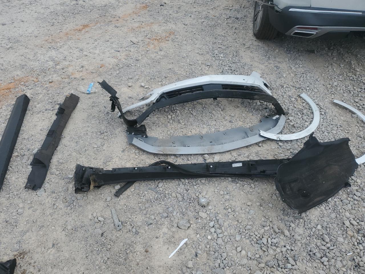 2022 CADILLAC XT5 PREMIUM LUXURY VIN:1GYKNCRS5NZ174787