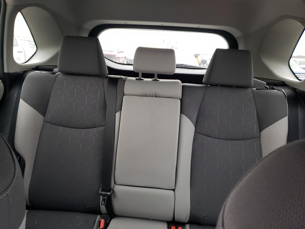 2022 TOYOTA RAV4 XLE VIN:2T3P1RFV8NW278439