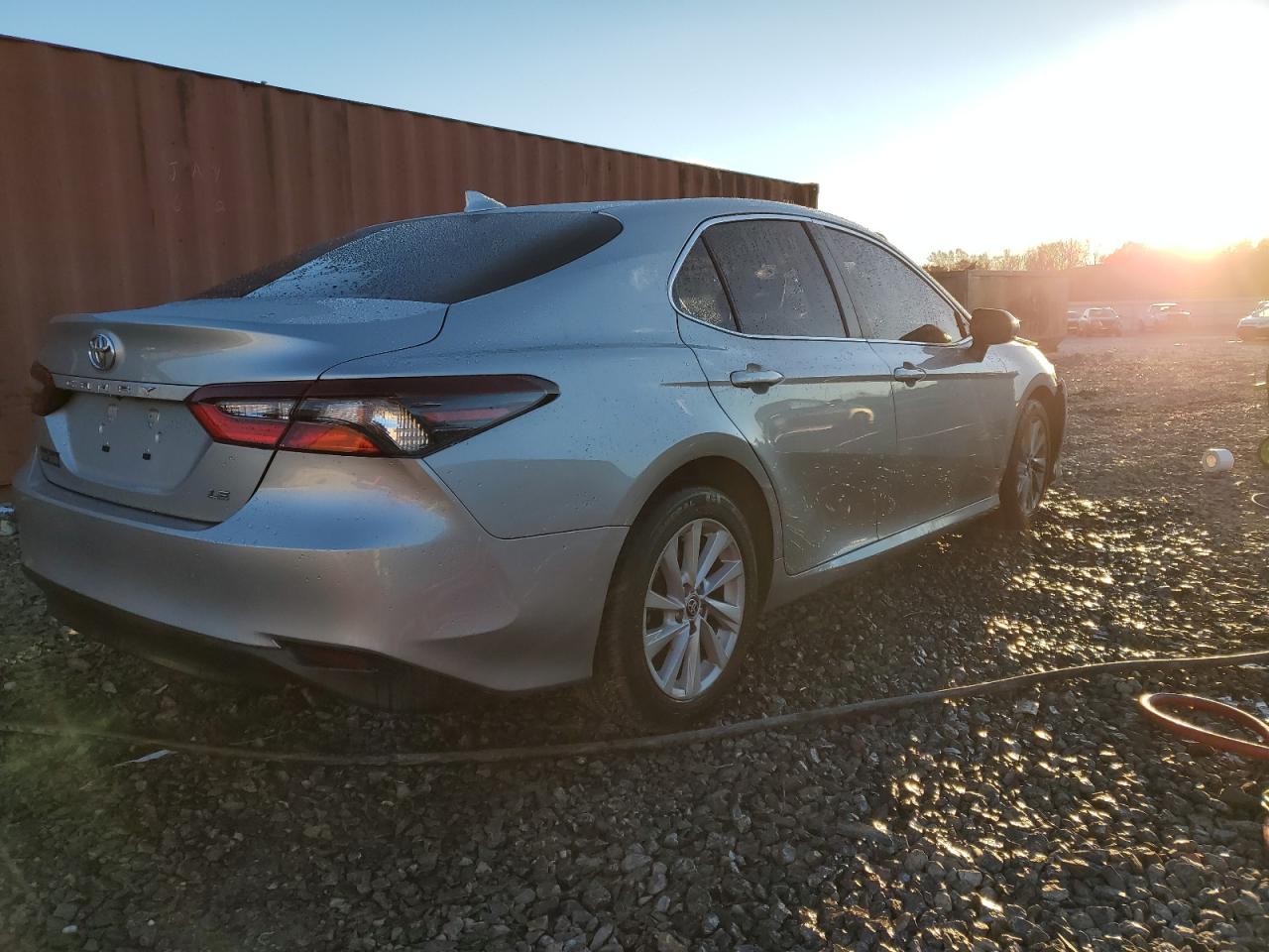 2022 TOYOTA CAMRY LE VIN:4T1C11AK6NU072218