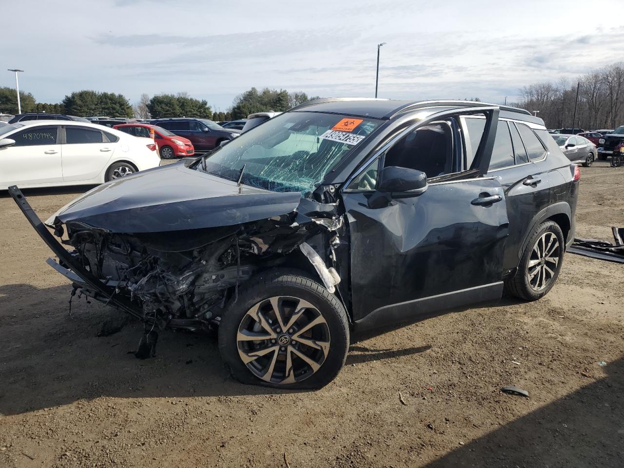 2022 TOYOTA COROLLA CROSS XLE VIN:7MUEAABG8NV038668