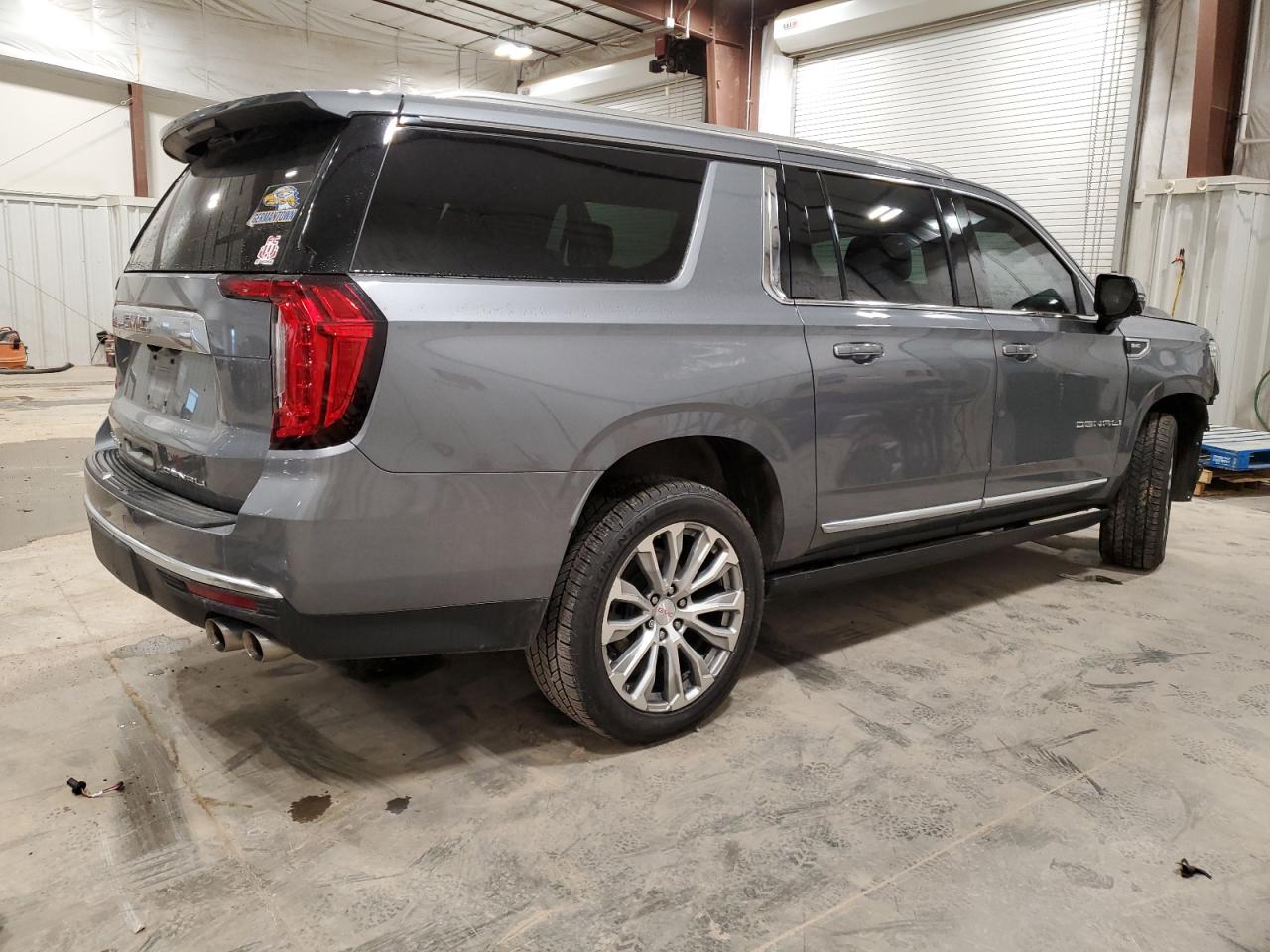2022 GMC YUKON XL DENALI VIN:1GKS2JKL2NR231022