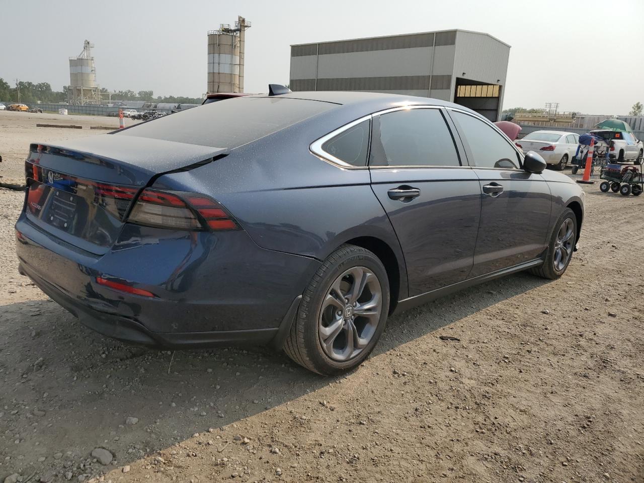 2023 HONDA ACCORD EX VIN:1HGCY1F3XPA055817