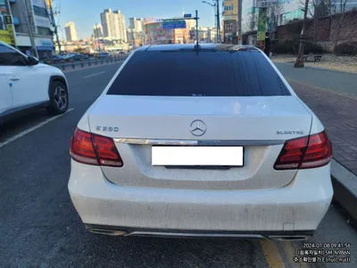 2016 Mercedes-Benz E 250 688KMWDDHF9HBXGB3 VIN:688KMWDDHF9HBXGB3