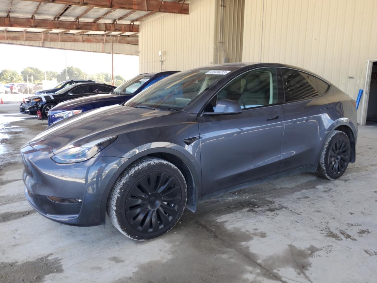 2023 TESLA MODEL Y  VIN:7SAYGDEE4PF865210