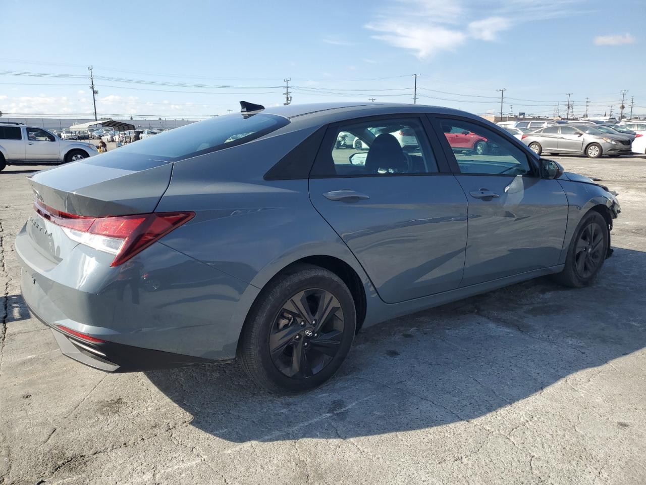 2022 HYUNDAI ELANTRA SEL VIN:KMHLM4AG5NU284449
