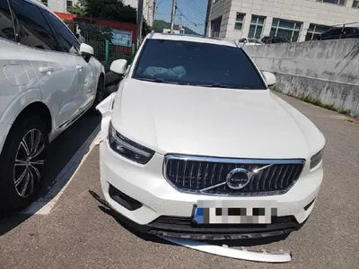 2020 Volvo XC40 VIN: