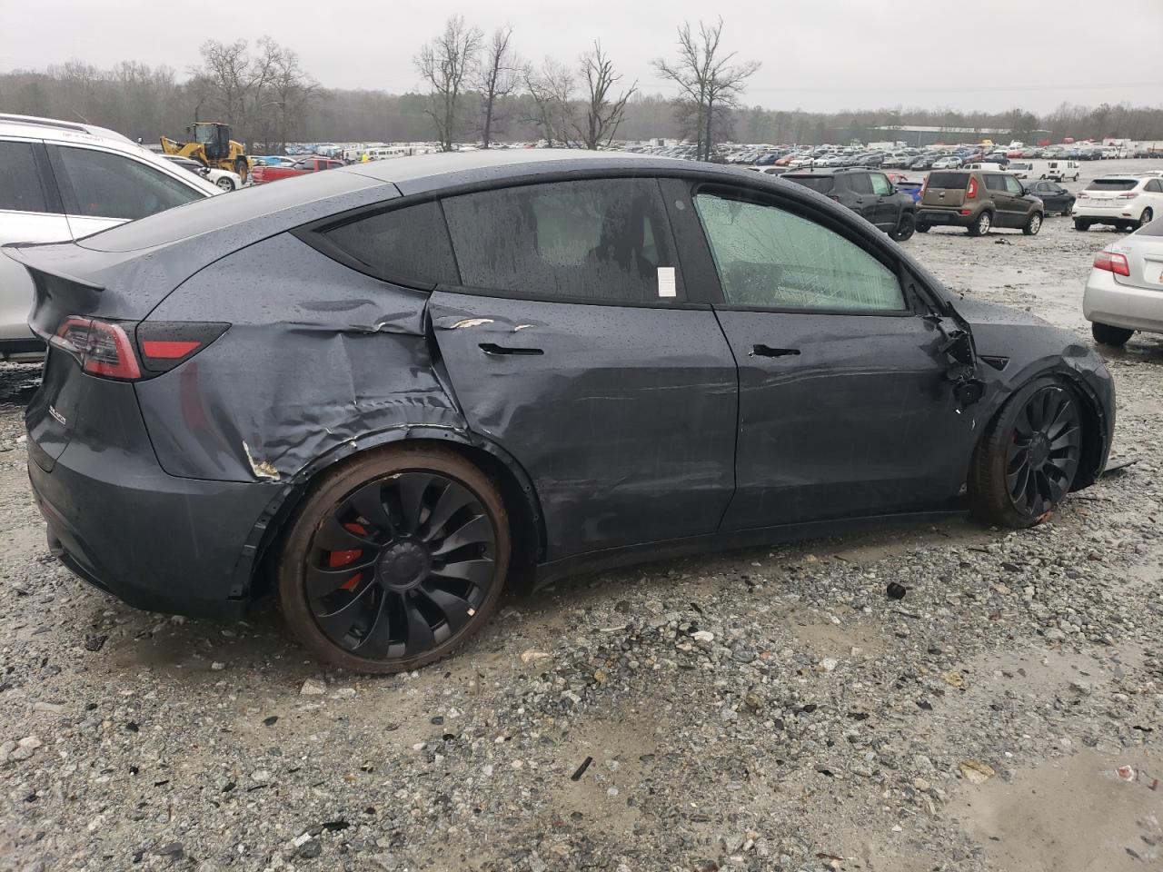 2022 TESLA MODEL Y  VIN:7SAYGDEF2NF565610