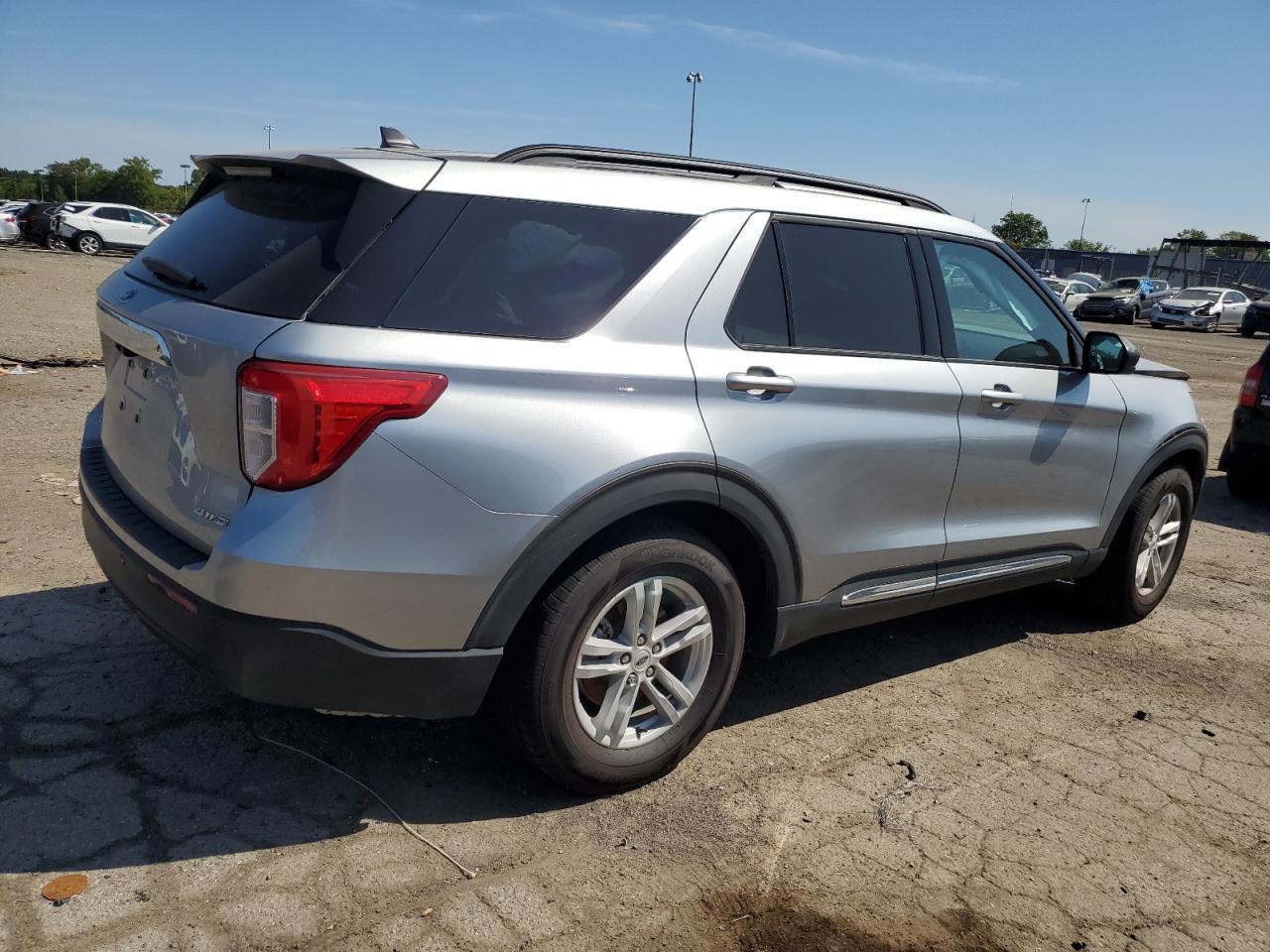 2024 FORD EXPLORER XLT VIN:1FMSK8DHXRGA39437