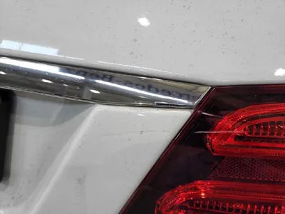 2015 Mercedes-Benz E 200 VIN: