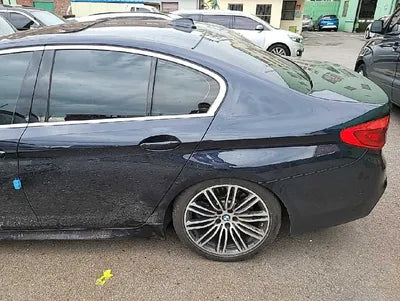 2019 BMW 530 WBAJD9103KWW41099 VIN:WBAJD9103KWW41099
