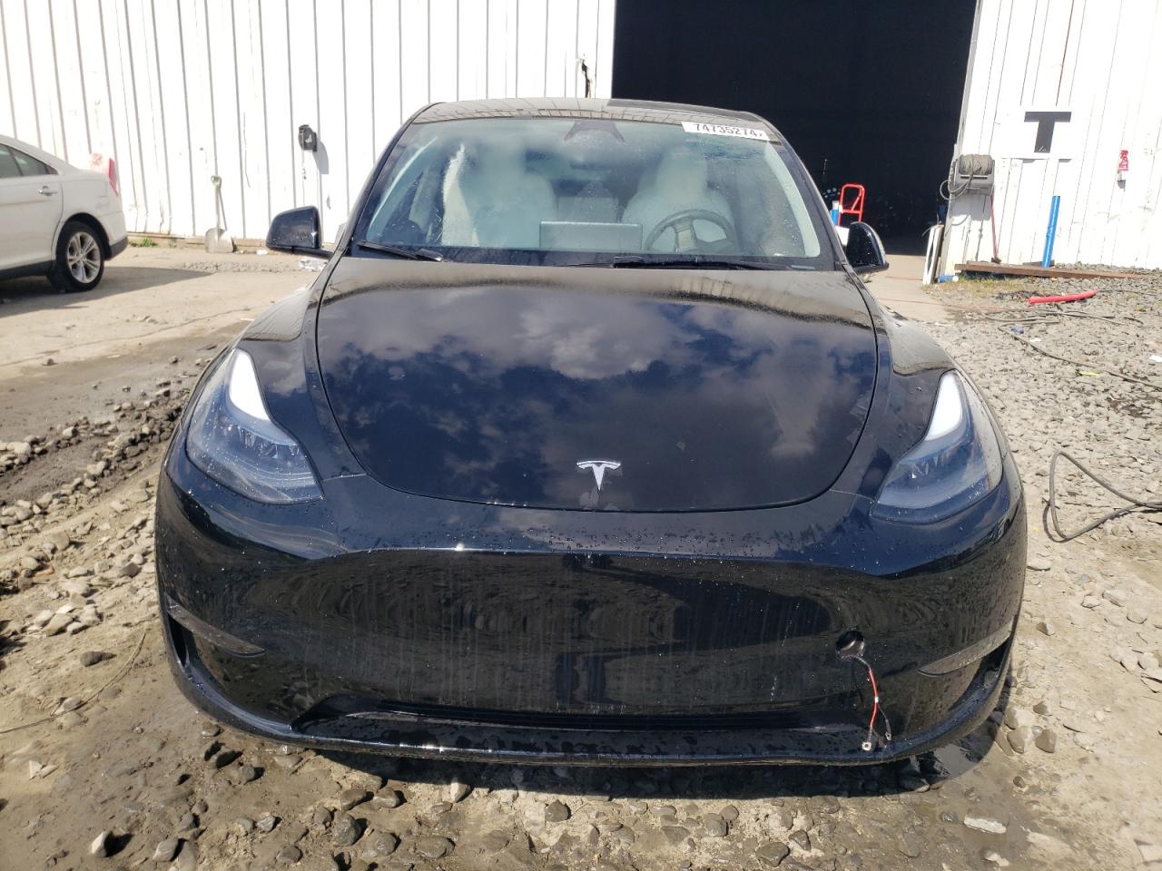 2024 TESLA MODEL Y  VIN:7SAYGDEE3RA227935