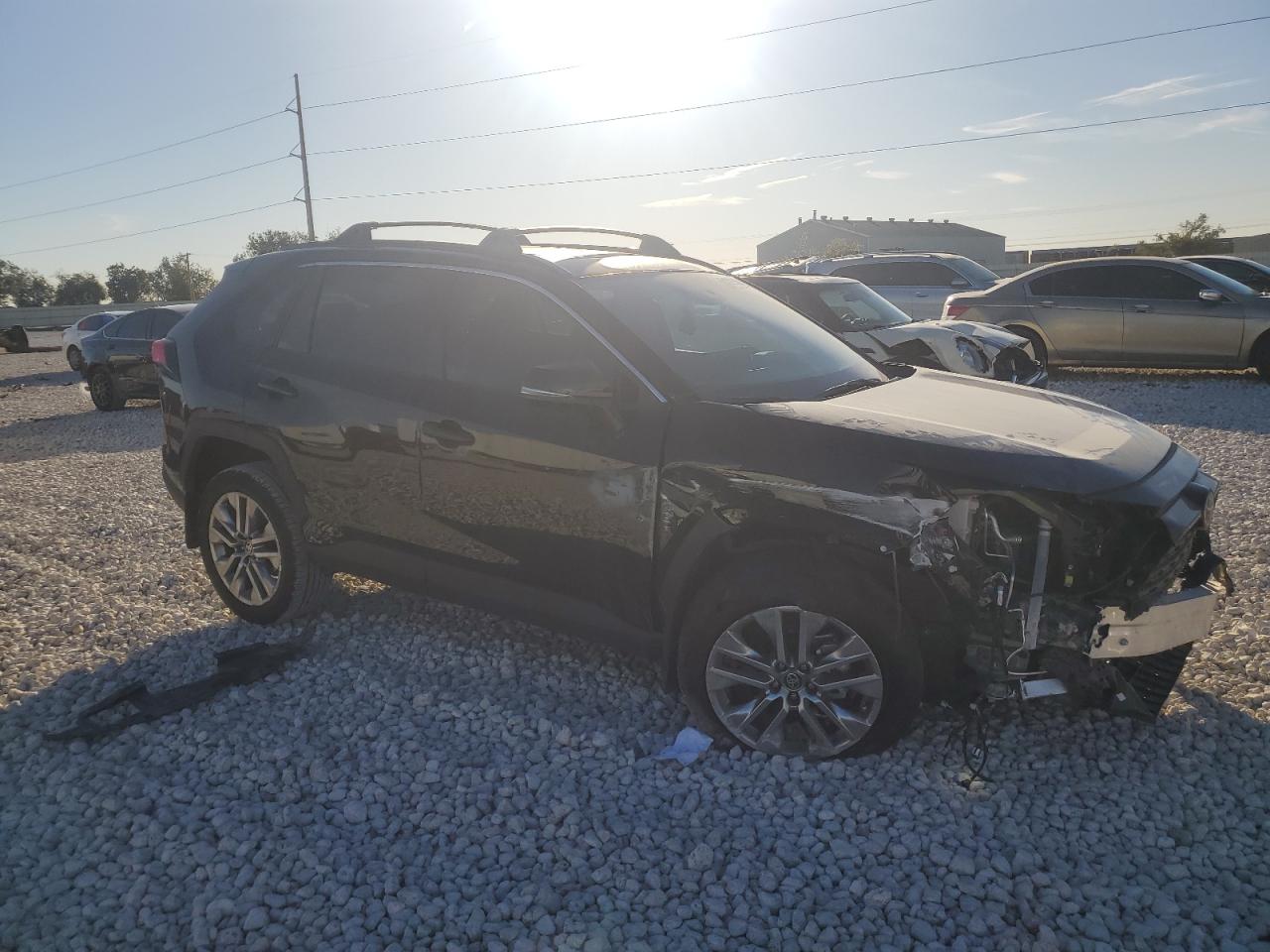 2024 TOYOTA RAV4 XLE PREMIUM VIN:2T3C1RFV8RW355797