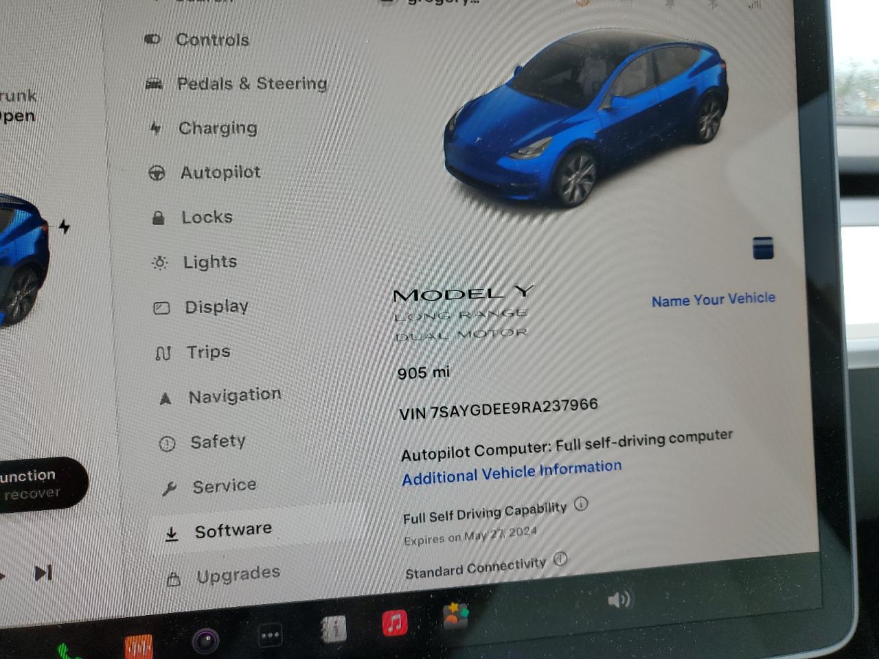 2024 TESLA MODEL Y  VIN:7SAYGDEE9RA237966