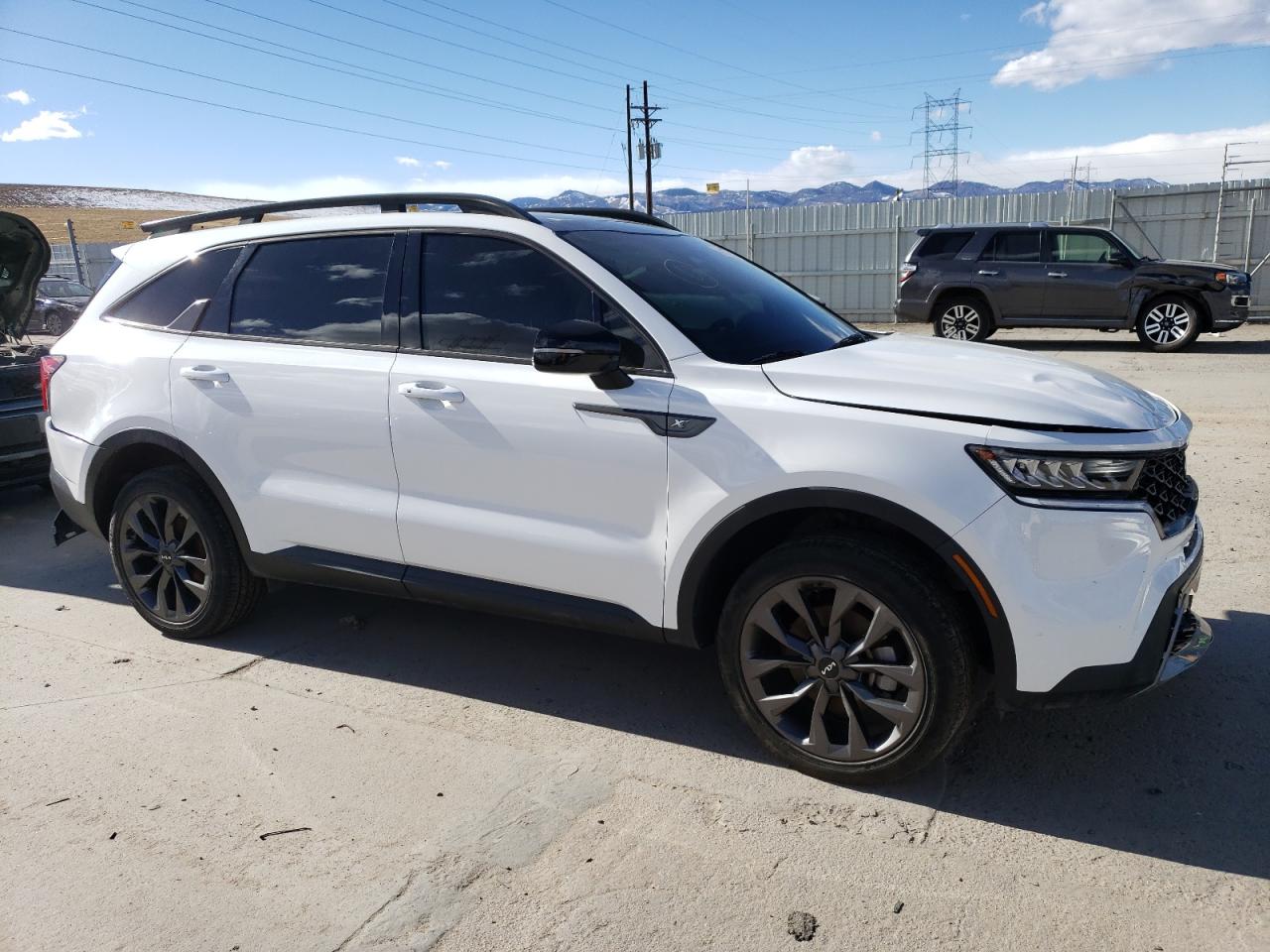 2022 KIA SORENTO EX VIN:5XYRHDLF8NG119813