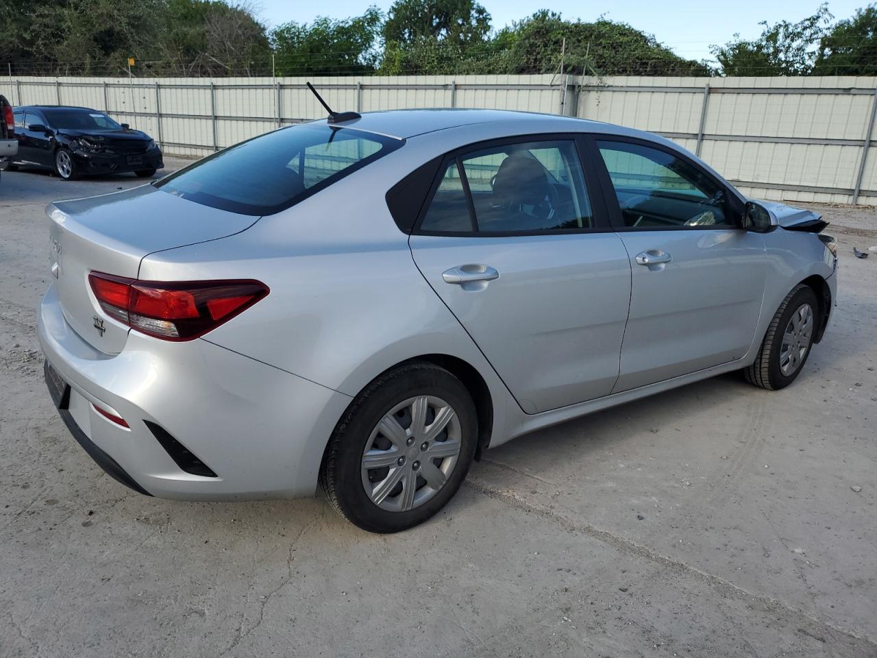 2022 KIA RIO LX VIN:3KPA24AD4NE504587