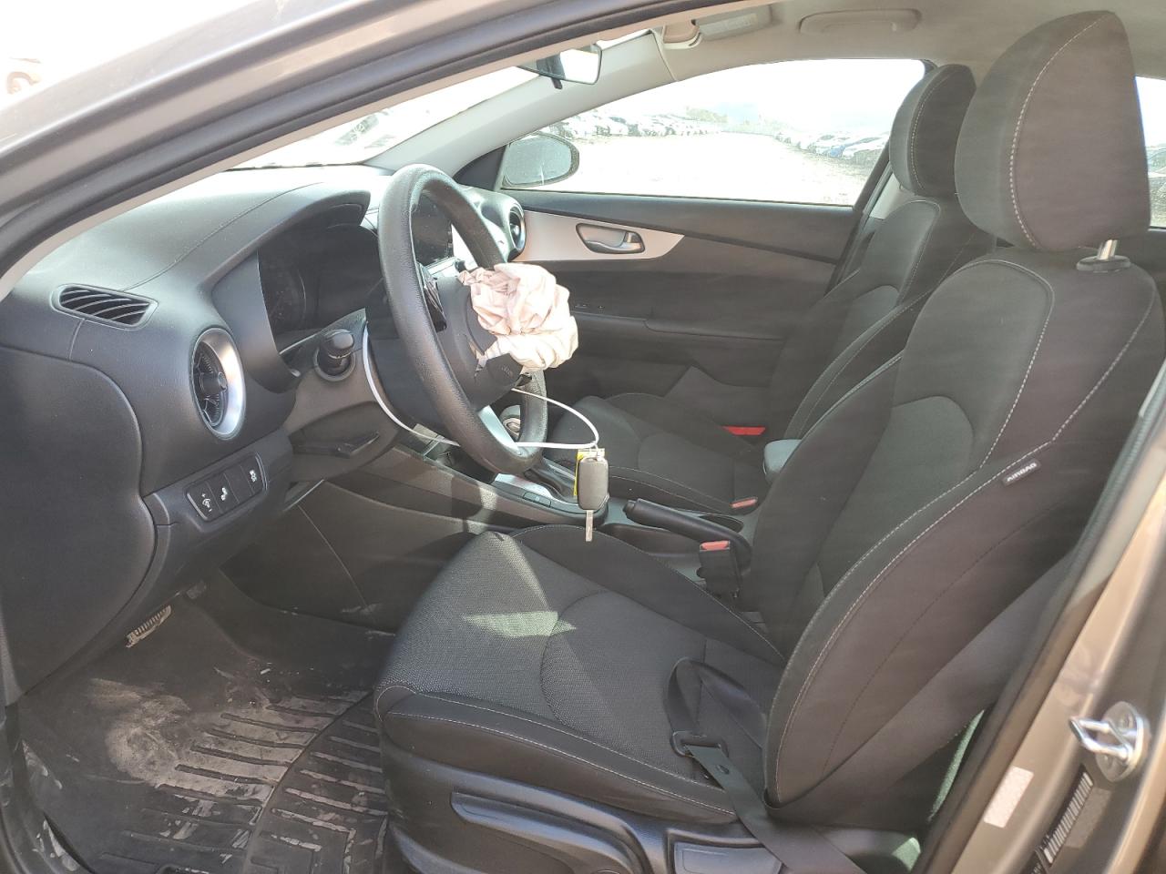 2022 KIA FORTE FE VIN:3KPF24AD6NE475065