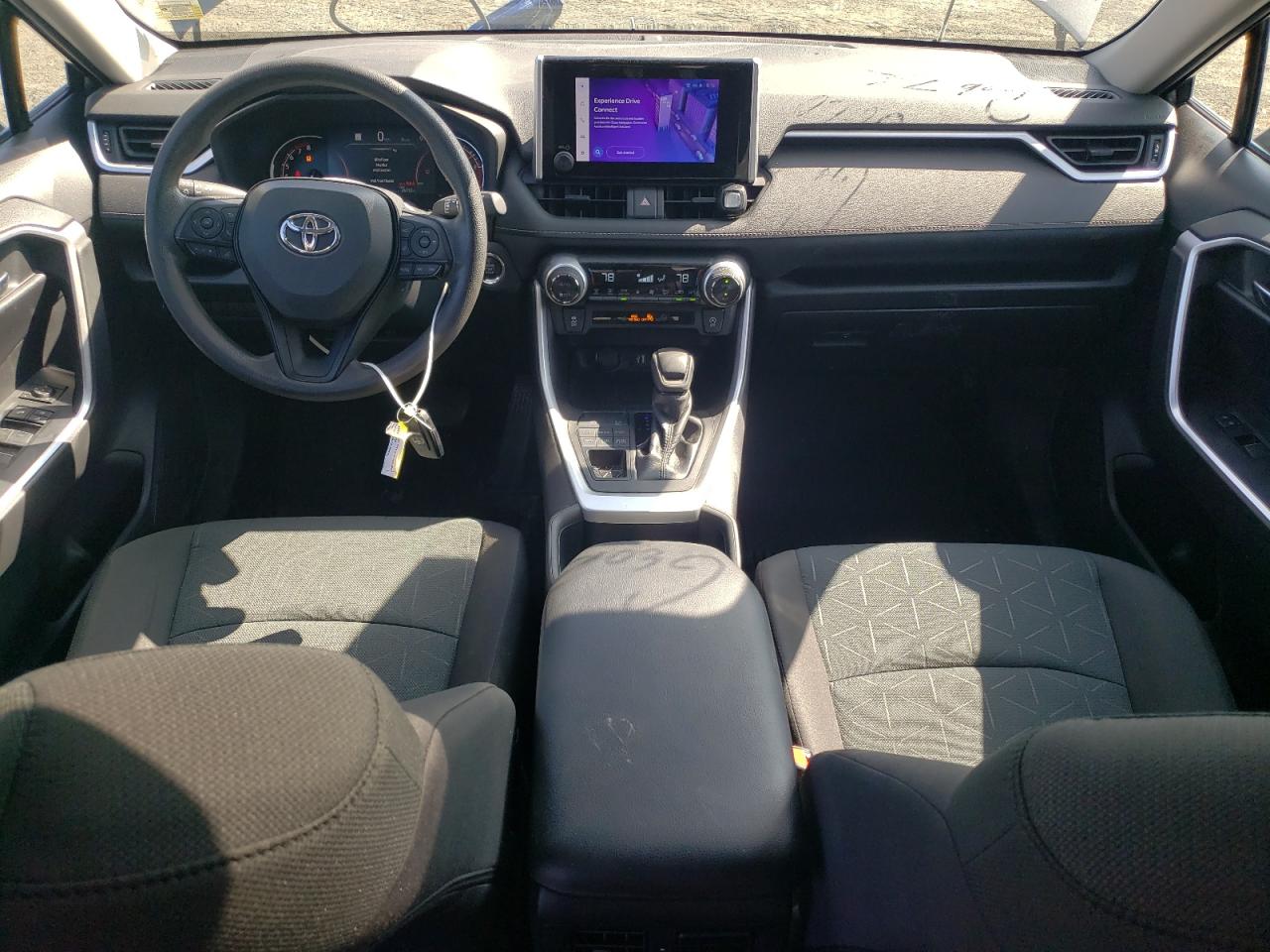 2023 TOYOTA RAV4 XLE VIN:2T3P1RFV0PW334697