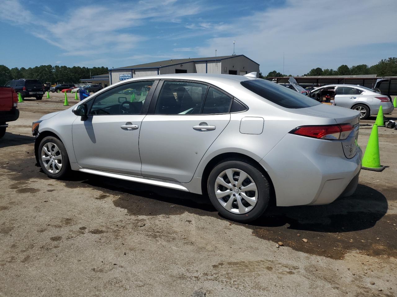 2024 TOYOTA COROLLA LE VIN:5YFB4MDE3RP123689