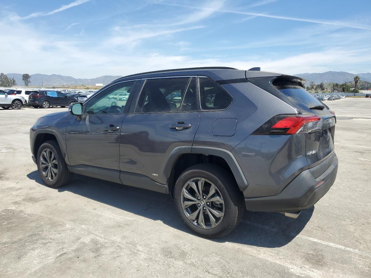 2022 TOYOTA RAV4 XLE PREMIUM VIN:4T3B6RFV1NU098893